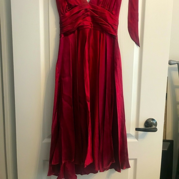 MINT Marilyn Monroe Scarlet Halter Dress - Picture 3 of 4